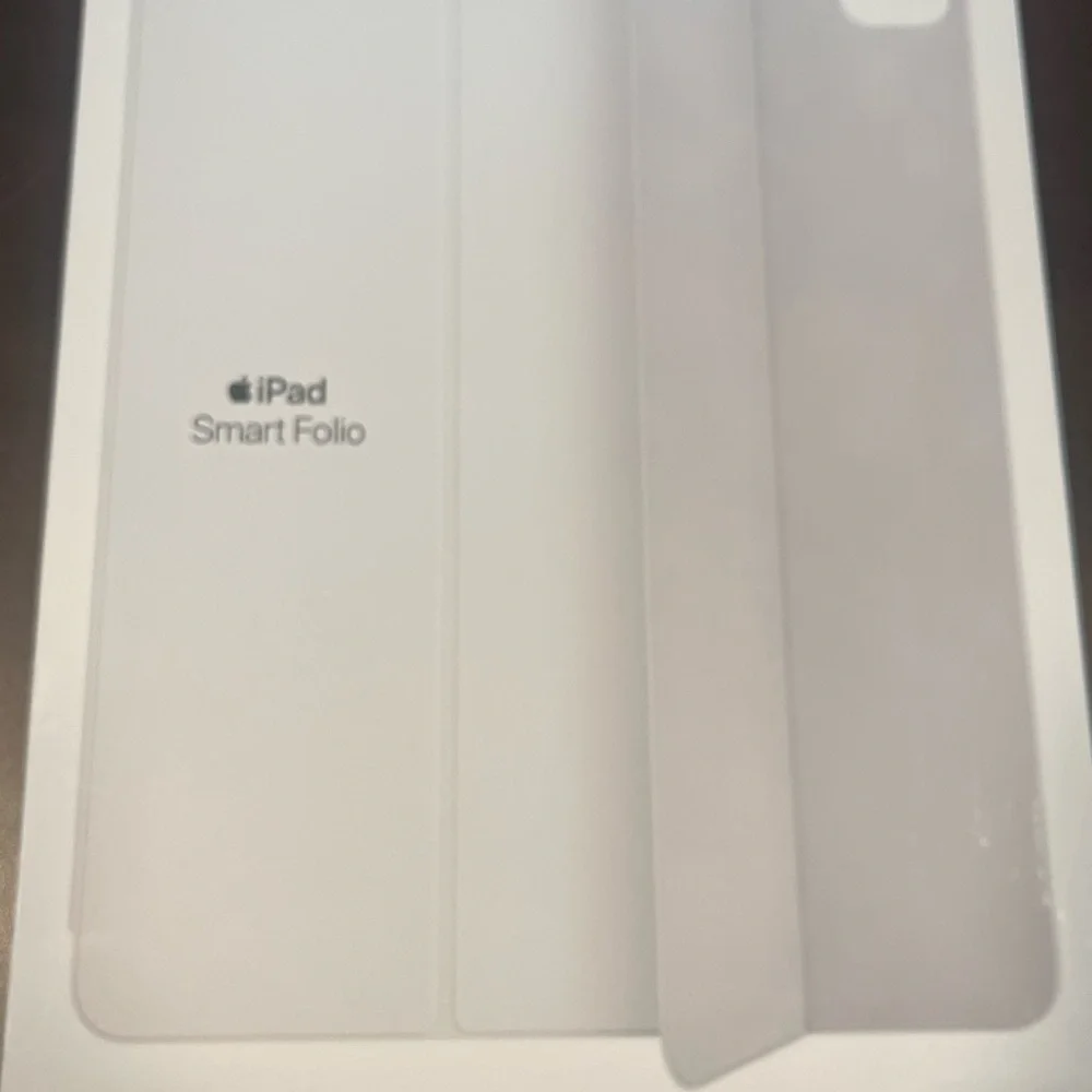 Apple iPad Smart Folio - Light Gray